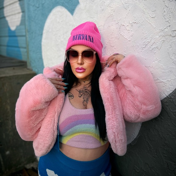 Ayyyyyy 🦋🖤⚡️ - Picture 2 of 6